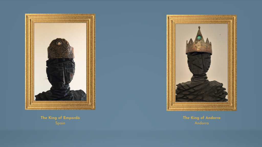 Porträtgalerie von fünf „Guten Königen“ mit individuellen Kronen, präsentiert in goldenen Rahmen vor pastellblauem Hintergrund.